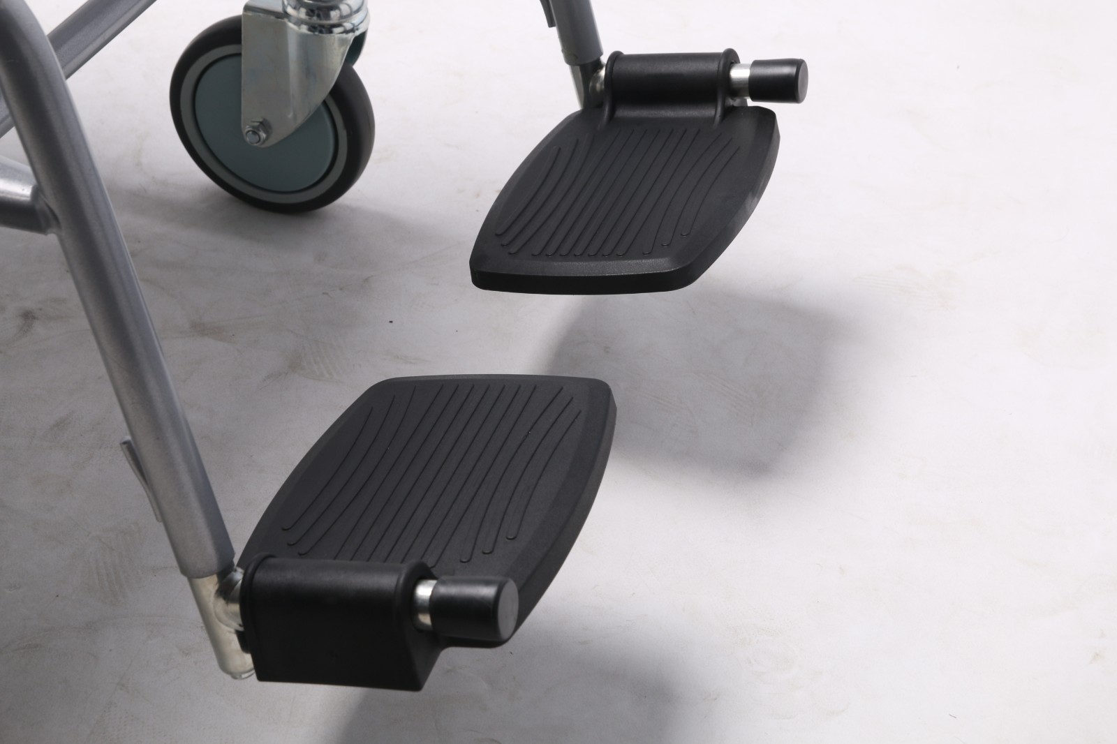 Commode seat with backrest - Image 3